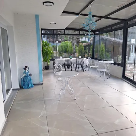 Aparthotel Harmony Blue Pelitkoy