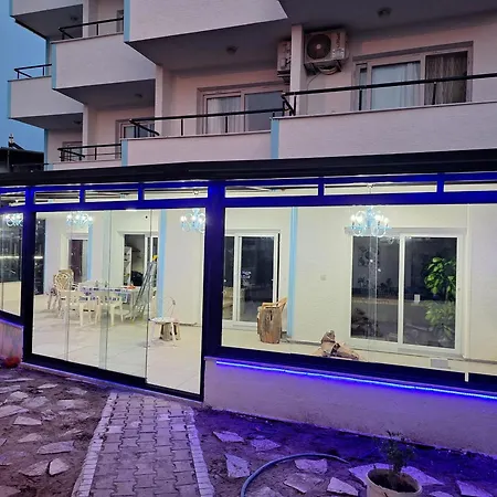 Apartahotel Harmony Blue Pelitkoy